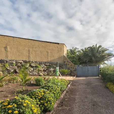 Canarian Farm With Pool Los Paredones *